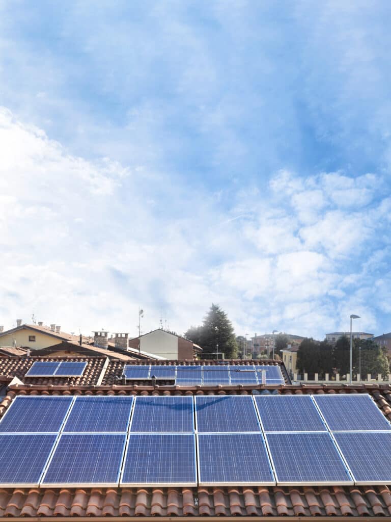 instalacion placas solares en viviendas villena